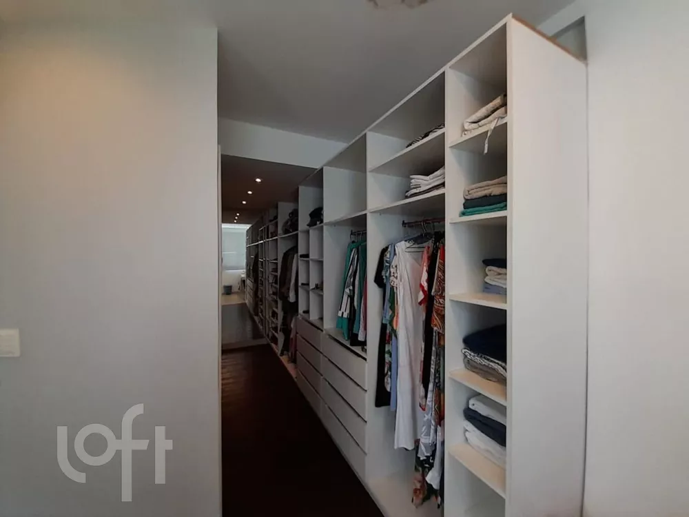 Apartamento à venda com 3 quartos, 155m² - Foto 8