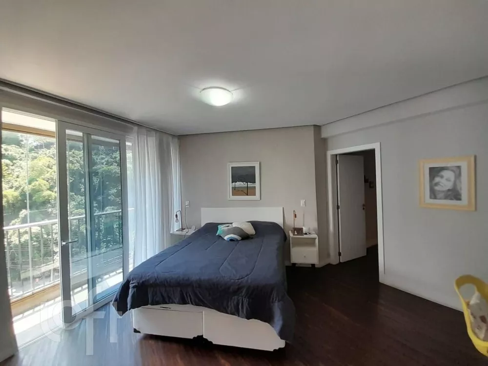 Apartamento à venda com 3 quartos, 155m² - Foto 6