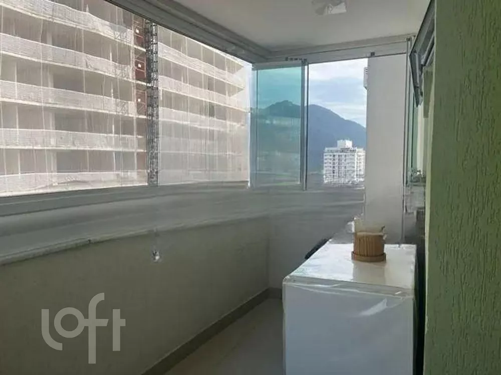 Apartamento à venda com 2 quartos, 85m² - Foto 2