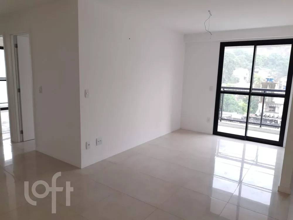 Apartamento à venda com 2 quartos, 119m² - Foto 1