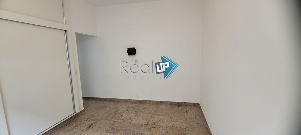 Apartamento à venda com 3 quartos, 107m² - Foto 10