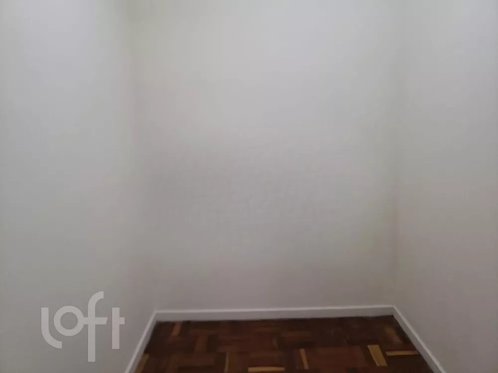 Apartamento à venda com 3 quartos, 137m² - Foto 5