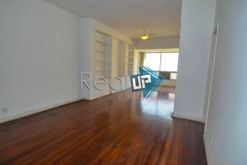 Apartamento à venda com 3 quartos, 156m² - Foto 8