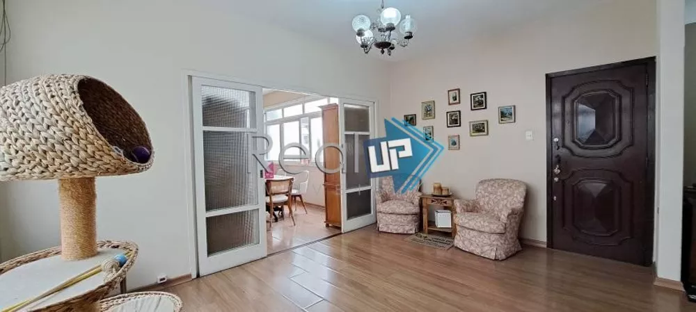 Apartamento à venda com 4 quartos, 237m² - Foto 4