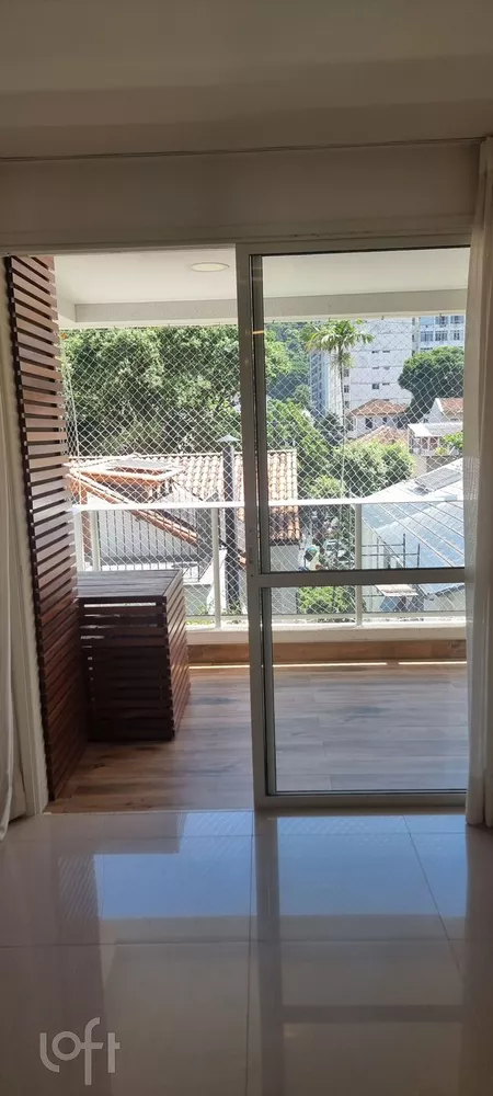 Apartamento à venda com 2 quartos, 78m² - Foto 2