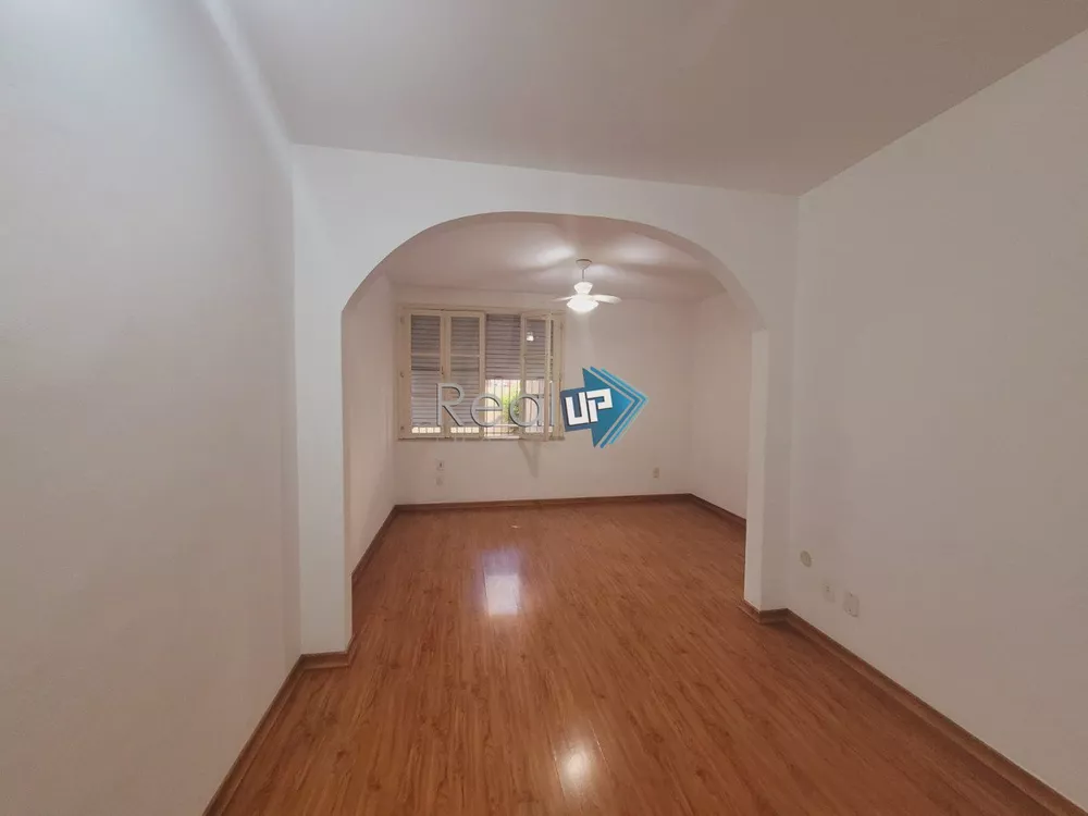 Apartamento à venda com 3 quartos, 87m² - Foto 1