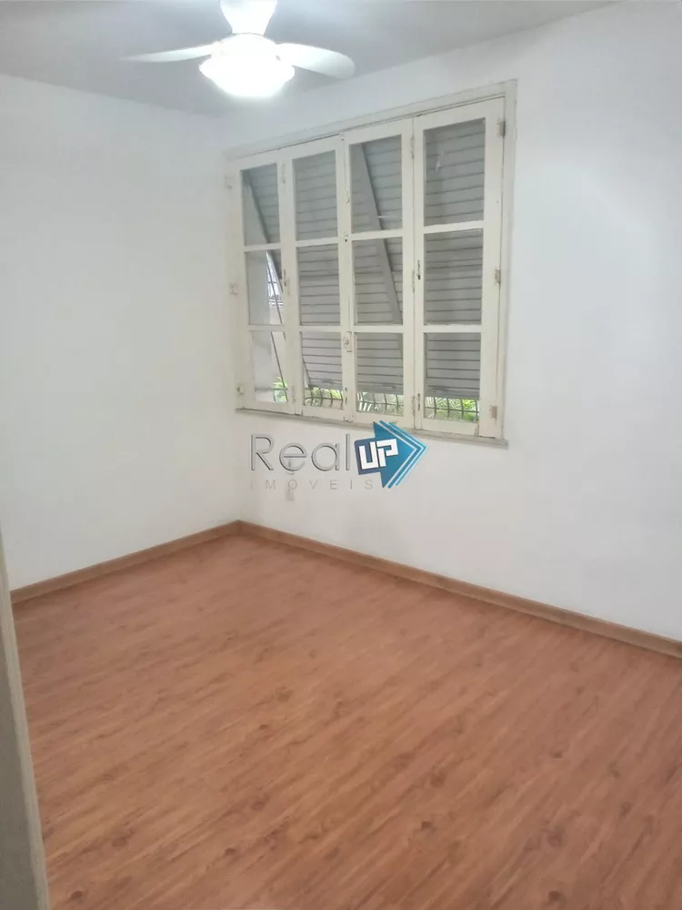 Apartamento à venda com 3 quartos, 87m² - Foto 4