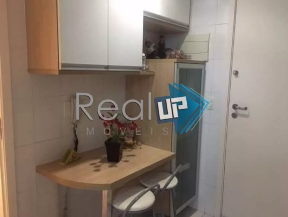 Apartamento à venda com 3 quartos, 83m² - Foto 3