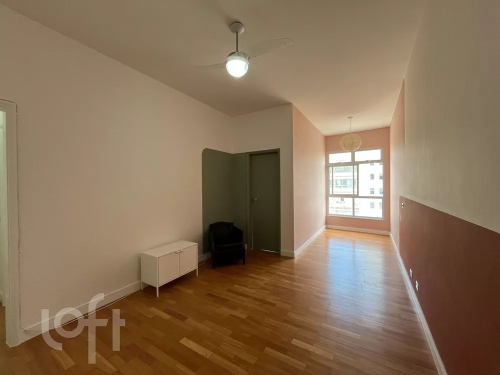 Apartamento à venda com 2 quartos, 68m² - Foto 2