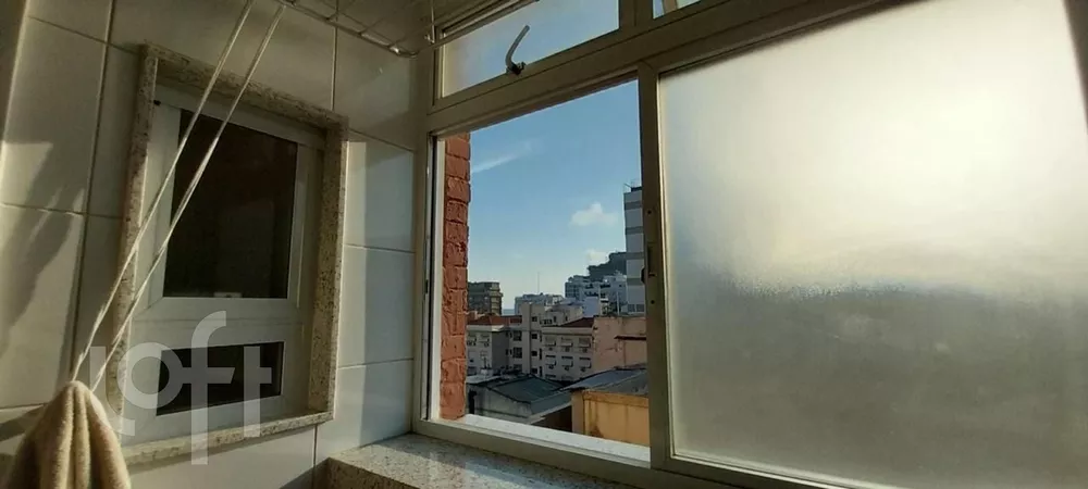 Apartamento à venda com 2 quartos, 80m² - Foto 4