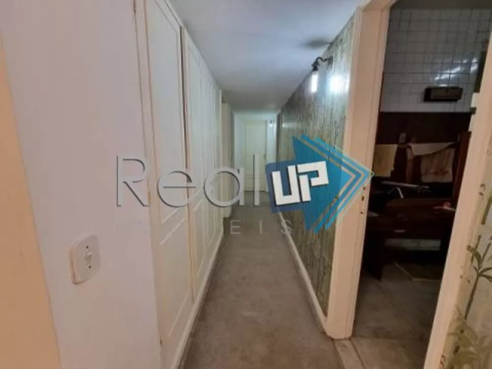 Apartamento à venda com 3 quartos, 220m² - Foto 6