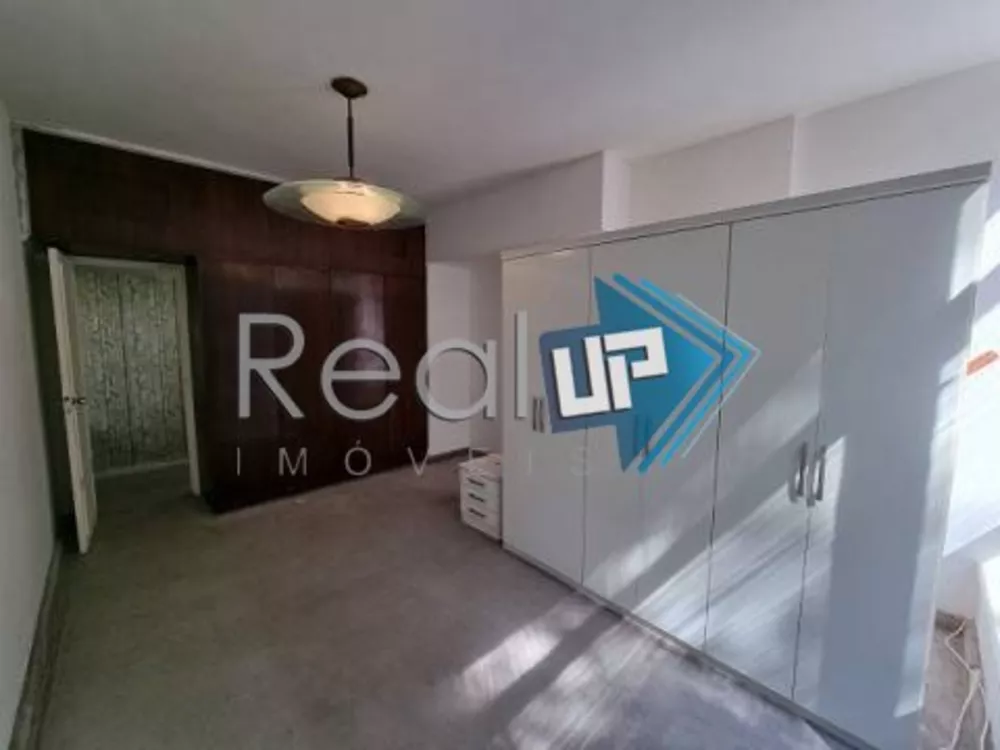 Apartamento à venda com 3 quartos, 220m² - Foto 8