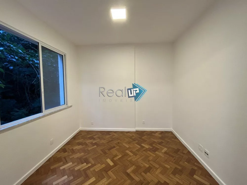 Apartamento à venda com 4 quartos, 125m² - Foto 3