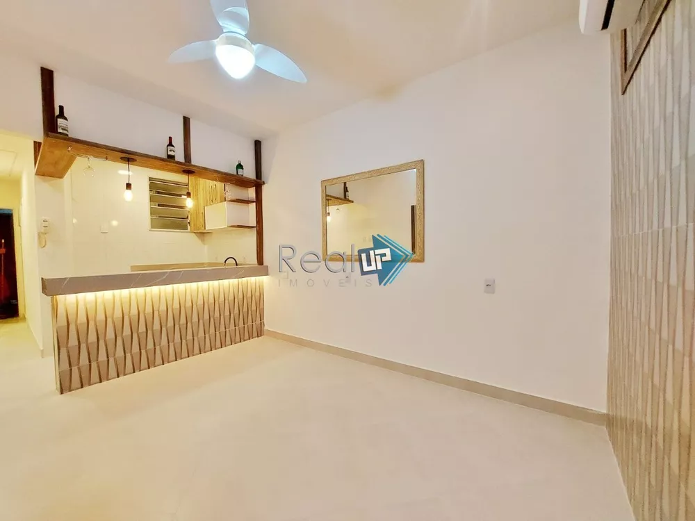 Apartamento à venda com 1 quarto, 40m² - Foto 1