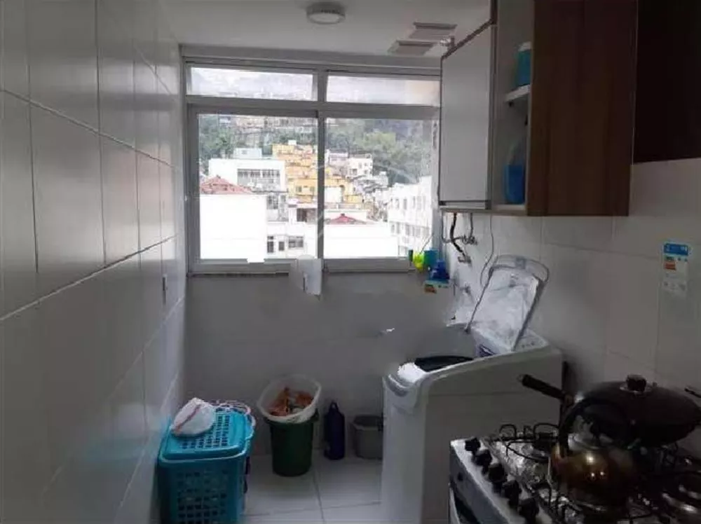 Apartamento à venda com 3 quartos, 180m² - Foto 3