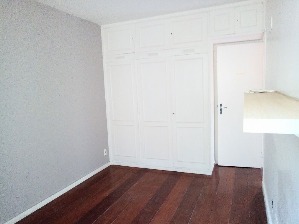 Apartamento à venda com 3 quartos, 124m² - Foto 4