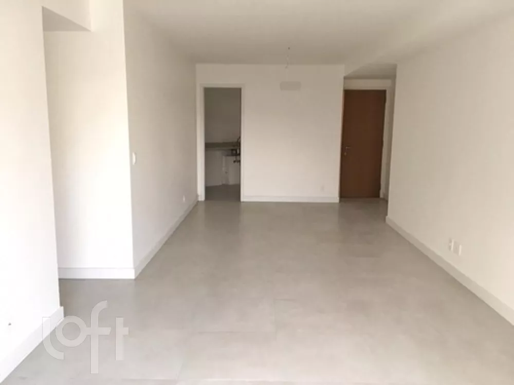 Apartamento à venda com 3 quartos, 163m² - Foto 4