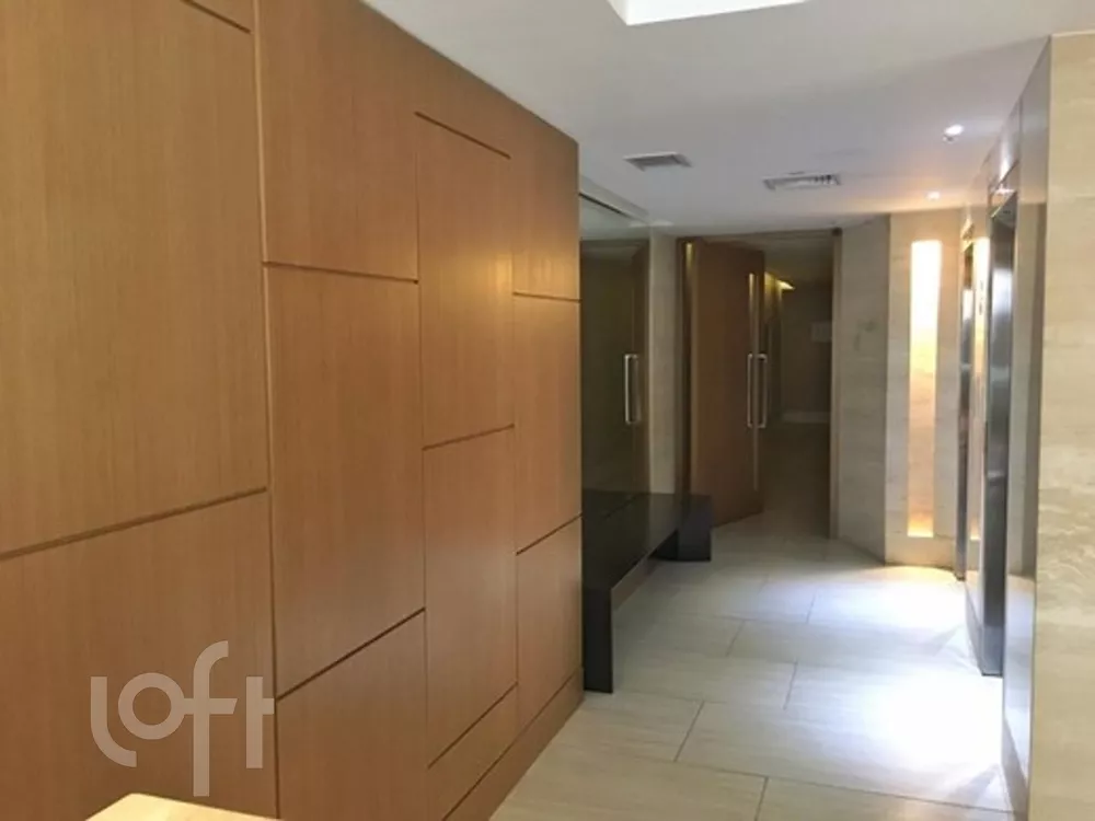 Apartamento à venda com 3 quartos, 163m² - Foto 3