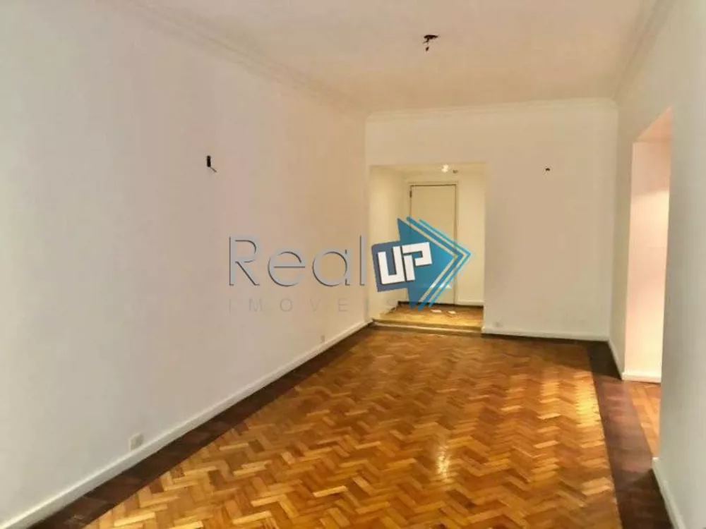 Apartamento à venda com 3 quartos, 119m² - Foto 3