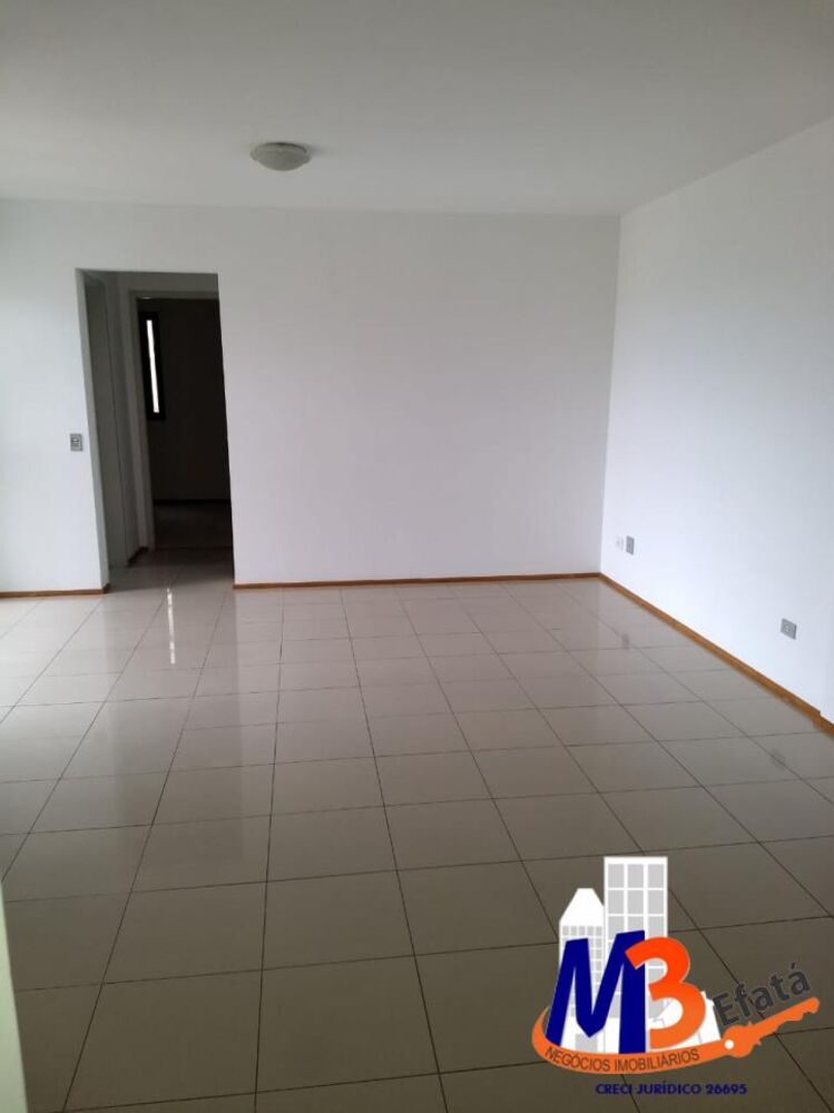 Apartamento para alugar com 2 quartos, 65m² - Foto 4