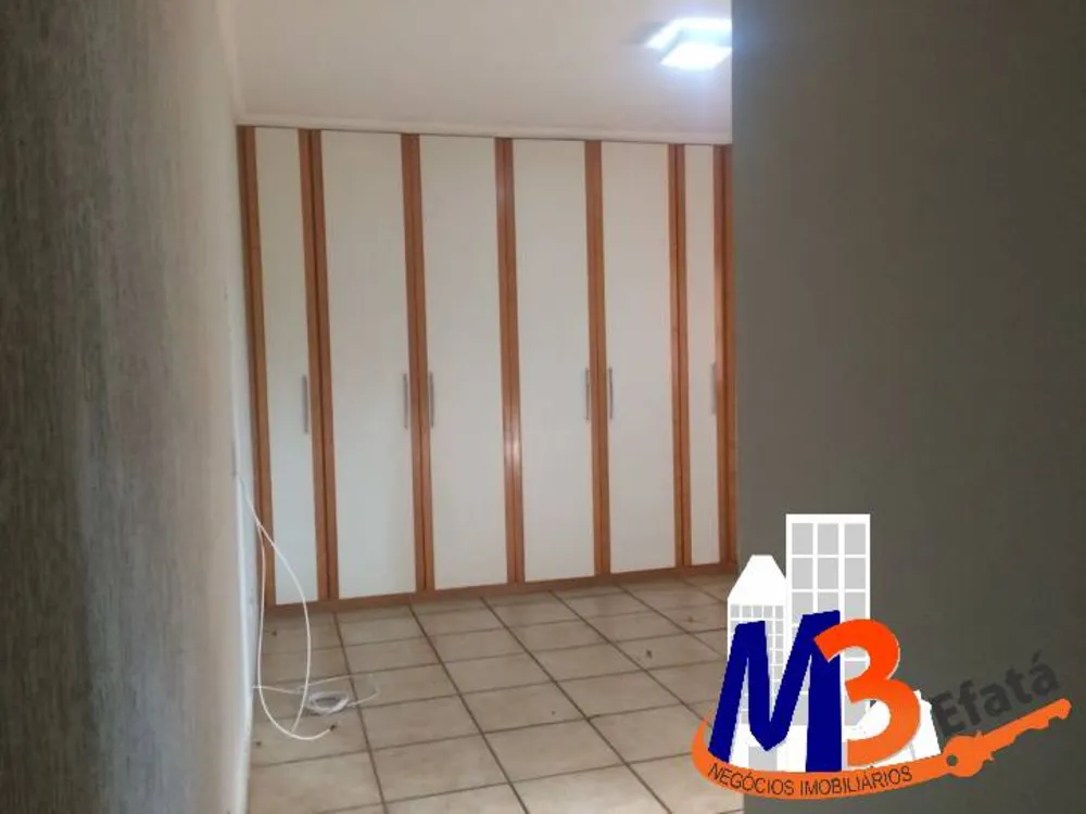 Casa, 3 quartos, 250 m² - Foto 15