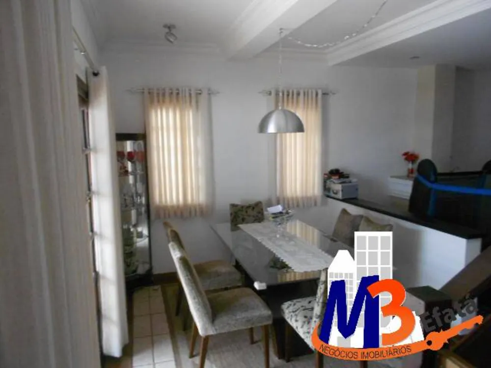 Sobrado, 4 quartos, 274 m² - Foto 2