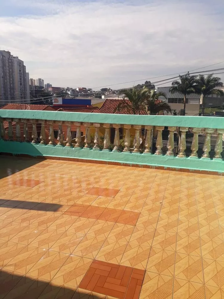 Sobrado para alugar com 3 quartos, 90m² - Foto 1