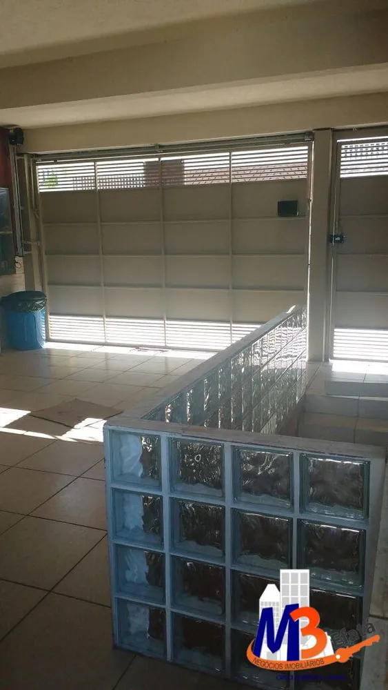Sobrado, 10 quartos, 250 m² - Foto 9