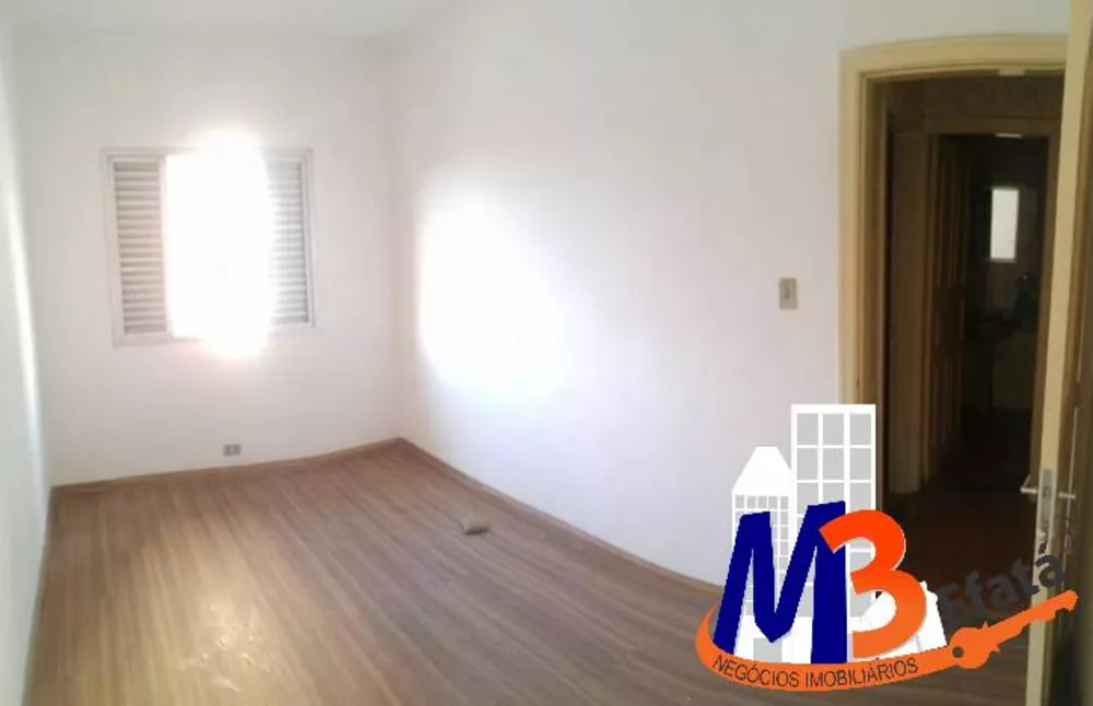 Casa para alugar com 2 quartos, 100m² - Foto 3