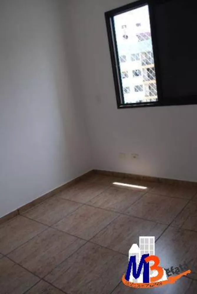 Apartamento à venda com 2 quartos, 83m² - Foto 4