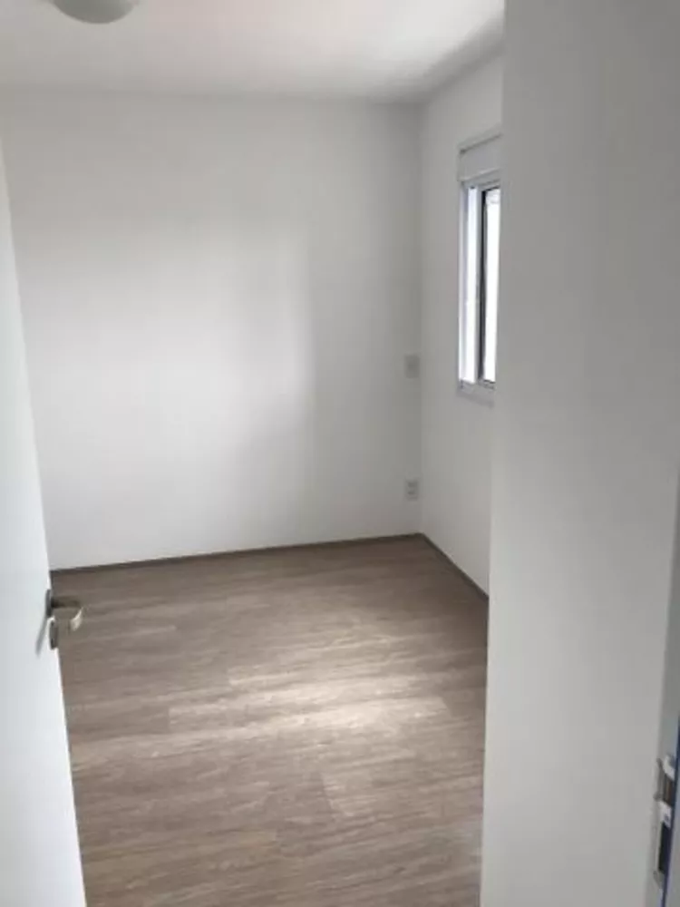 Apartamento para alugar com 2 quartos, 60m² - Foto 15