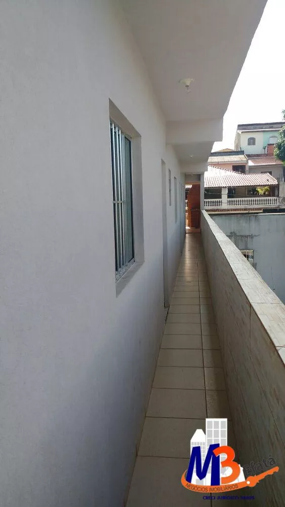 Sobrado à venda com 10 quartos, 250m² - Foto 1