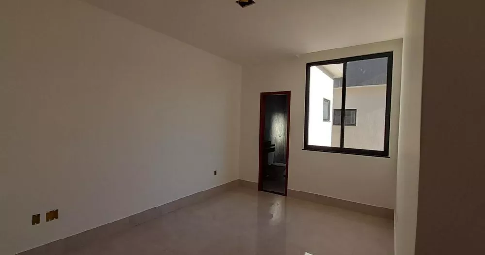 Casa, 3 quartos, 140 m² - Foto 2