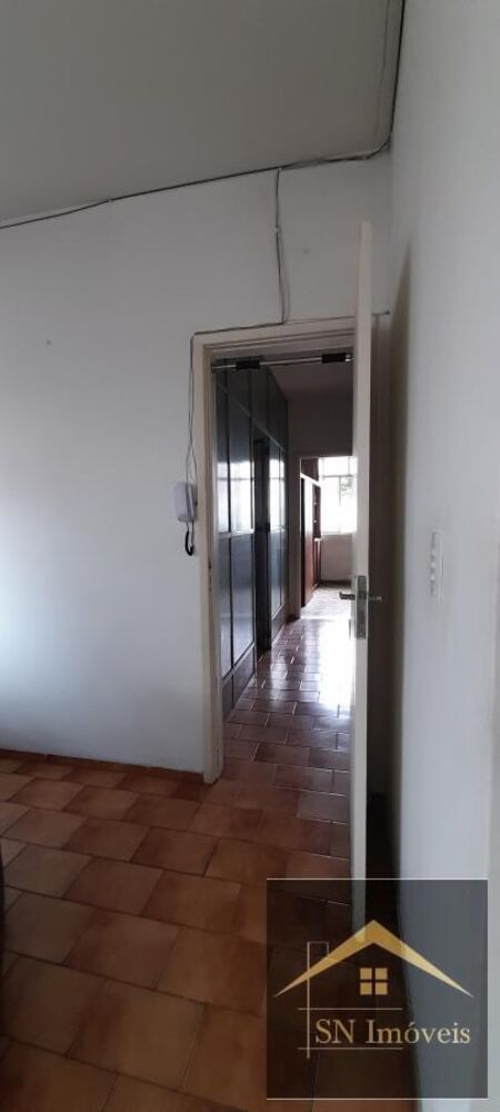 Apartamento à venda com 3 quartos, 180m² - Foto 7