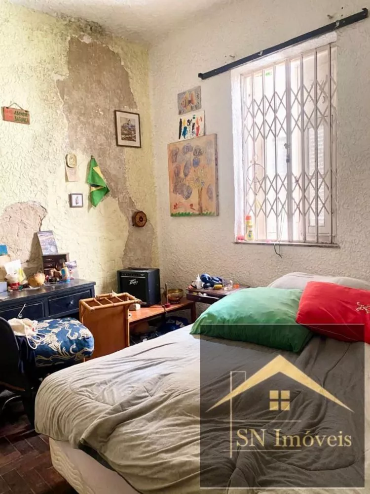 Casa, 5 quartos, 236 m² - Foto 1