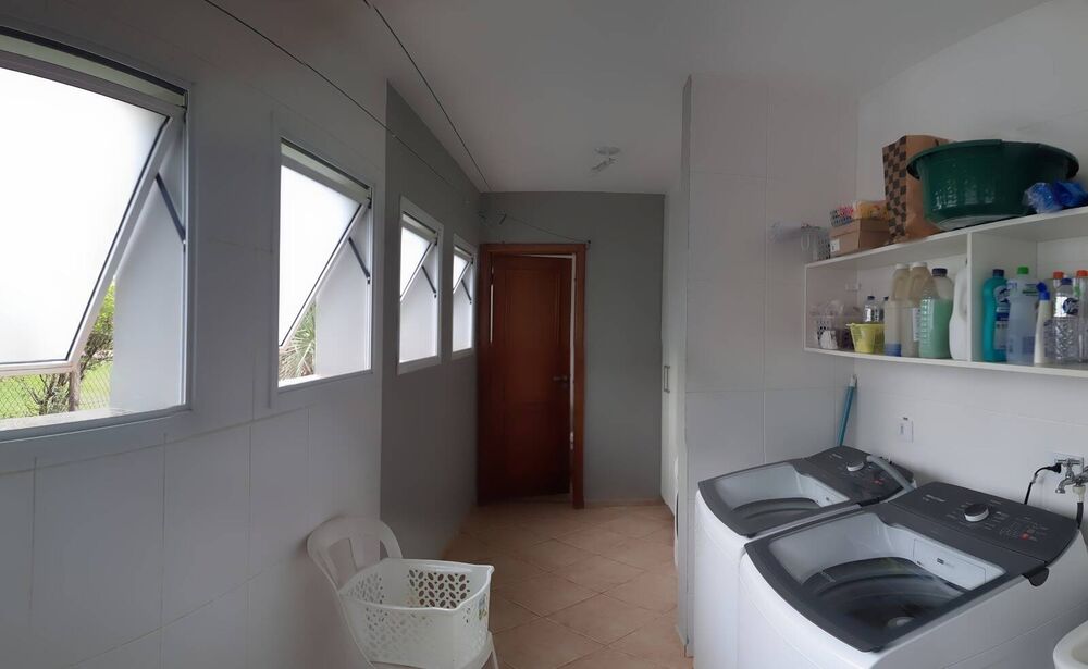 Casa à venda com 4 quartos, 380m² - Foto 4