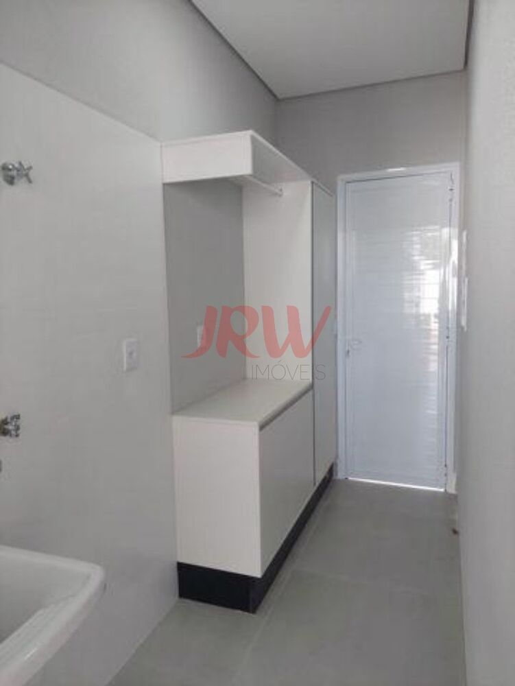 Casa, 3 quartos, 240 m² - Foto 6