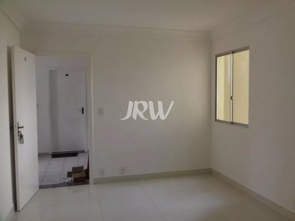 Apartamento à venda com 3 quartos, 64m² - Foto 3