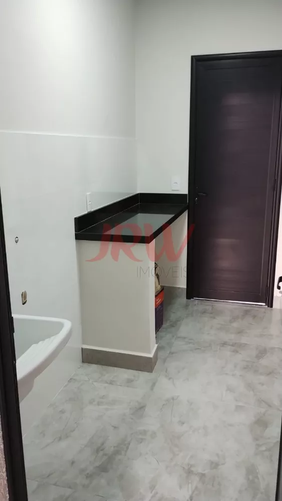 Casa à venda com 3 quartos, 300m² - Foto 10