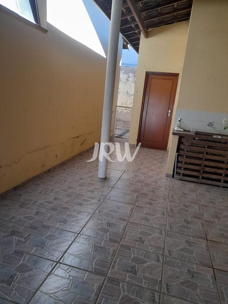 Casa, 3 quartos, 440 m² - Foto 1