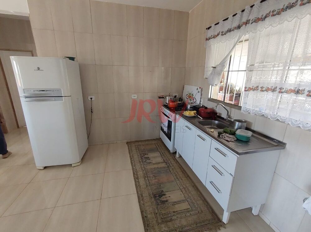 Chácara à venda com 2 quartos, 2500m² - Foto 2