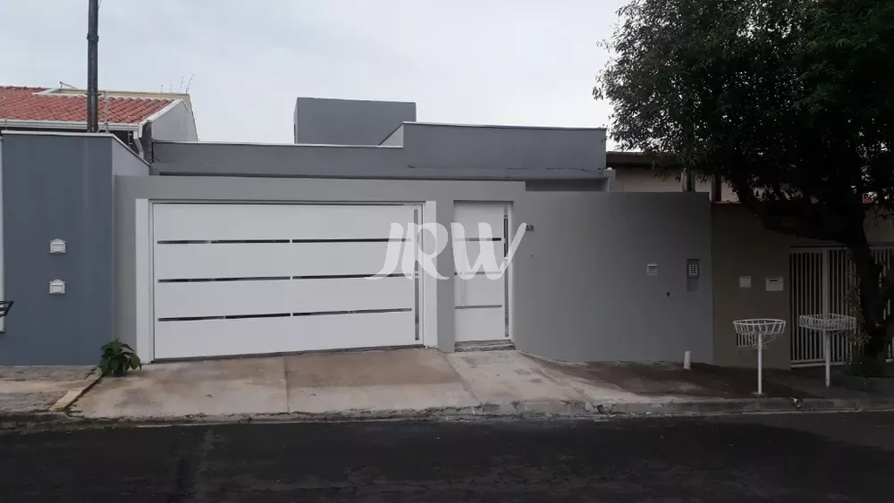 Casa à venda com 3 quartos, 250m² - Foto 4