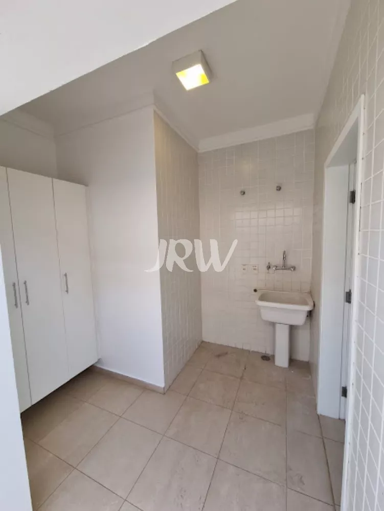 Casa à venda com 3 quartos, 300m² - Foto 20