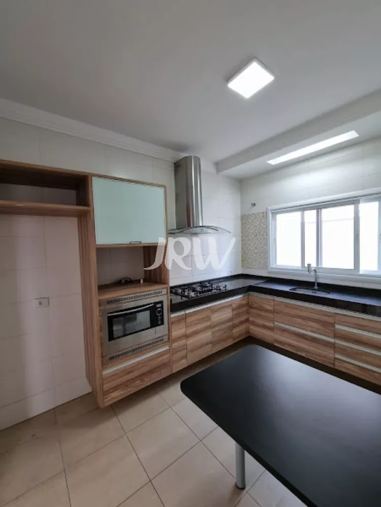 Casa à venda com 3 quartos, 300m² - Foto 18