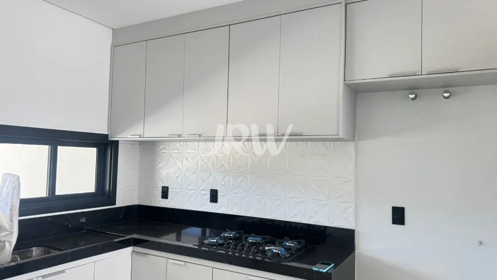 Casa, 3 quartos, 204 m² - Foto 4