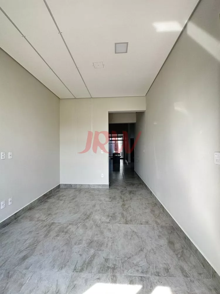 Casa à venda com 3 quartos, 175m² - Foto 3