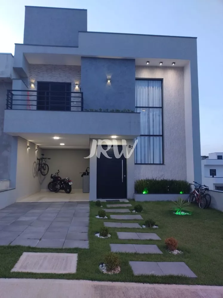 Casa à venda com 3 quartos, 200m² - Foto 1