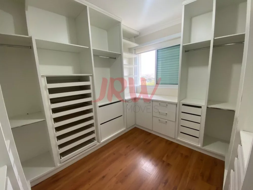 Apartamento à venda com 4 quartos, 189m² - Foto 4