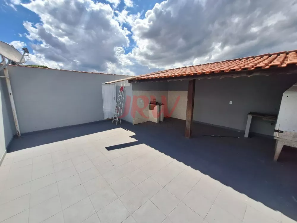 Prédio Inteiro à venda com 3 quartos, 228m² - Foto 3