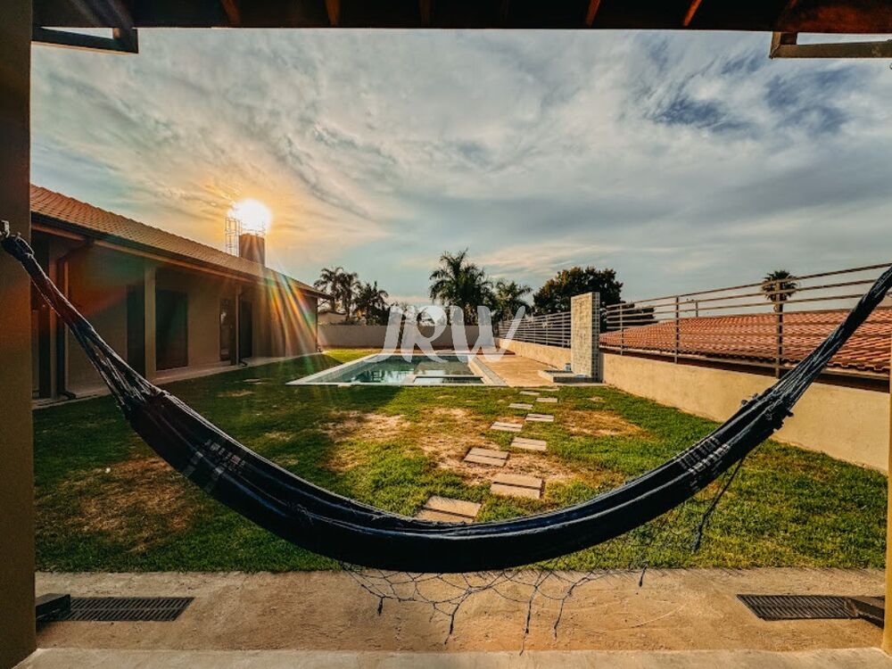 Chácara, 3 quartos, 1000 m² - Foto 1